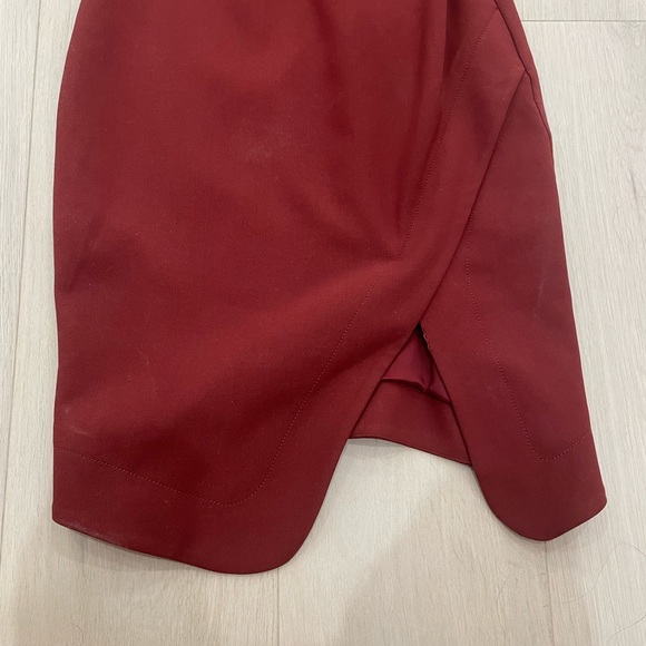 Elizabeth and James Bardot dress- size 0 in crimson - Picture 7 of 12